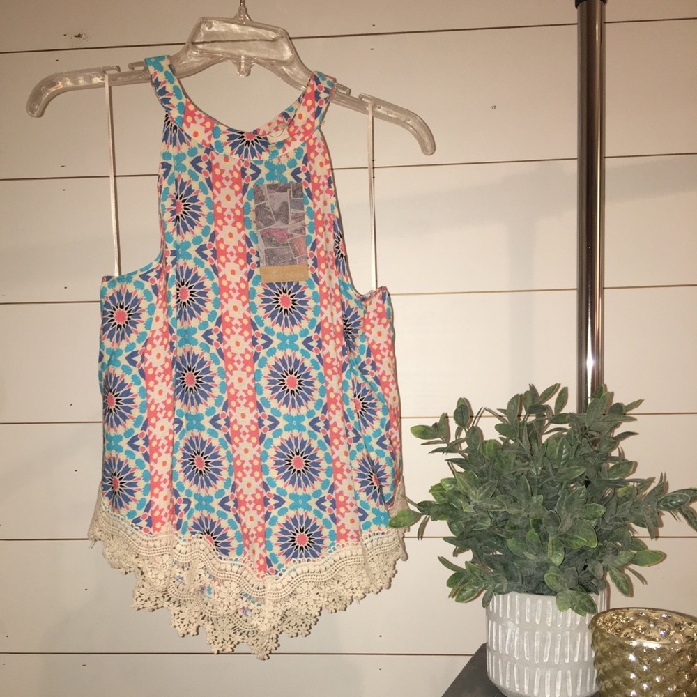 Boutique Top, NWT